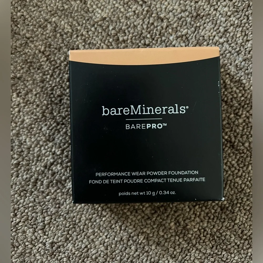 Bareminerals barepro performance wear powder foundation WALNUT 23 DISCONTINUED!
